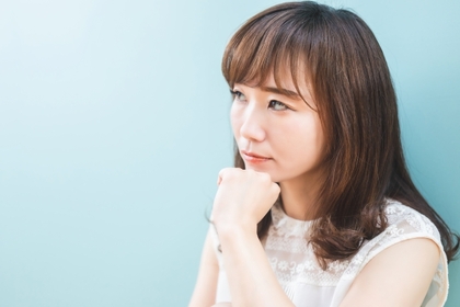 イライラする女性